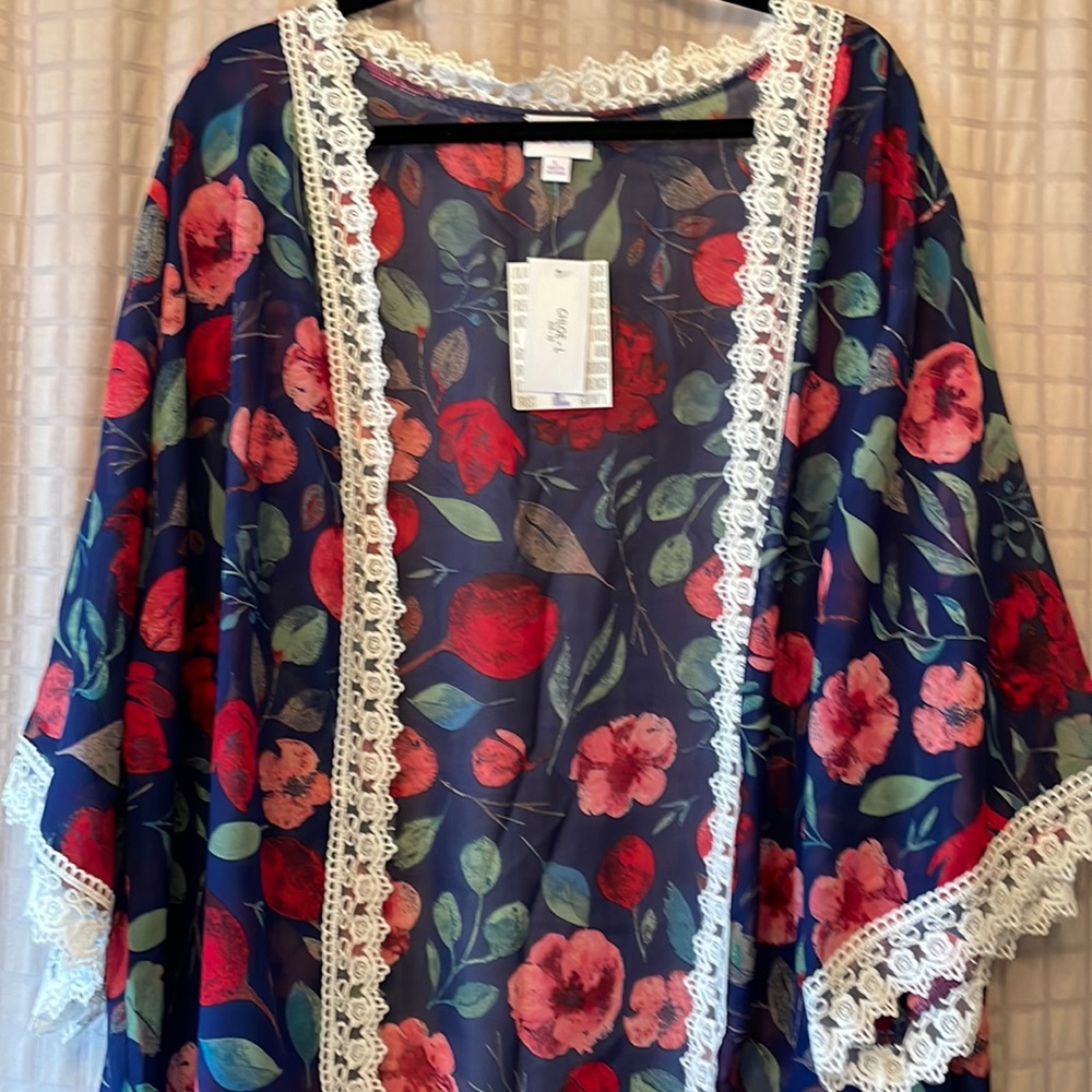 Lularoe Chloe Bohemian Wrap / Kimono